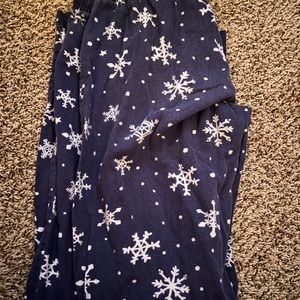 Old Navy Snowflake Pj pants